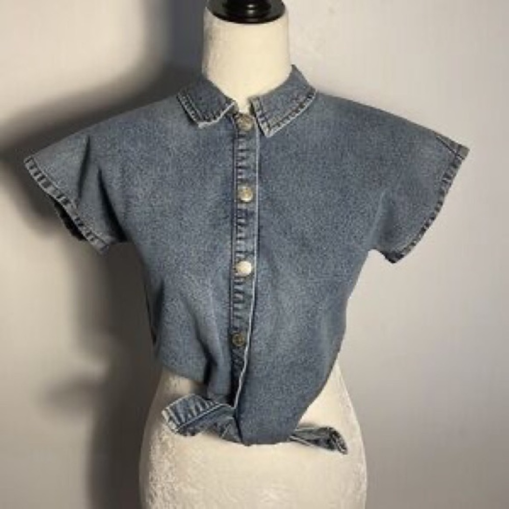Silver Jeans Light Blue Denim Button-Front Tie Waist Crop Shirt